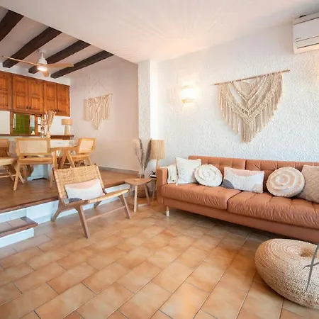 Holiday home Bfa - R149 Alorda Con Piscina Comunitaria Calafell